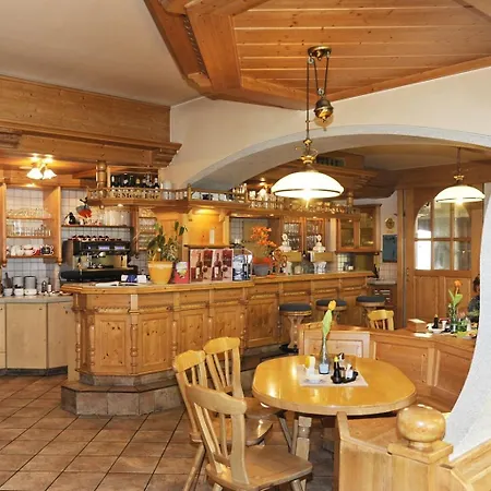 Feldschlange 3* ريد إم إنكرايس